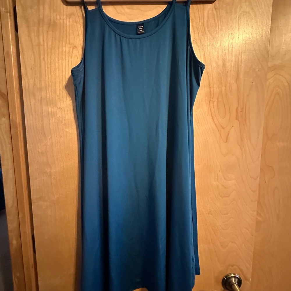 SHEIN Curve Deep Blue Top